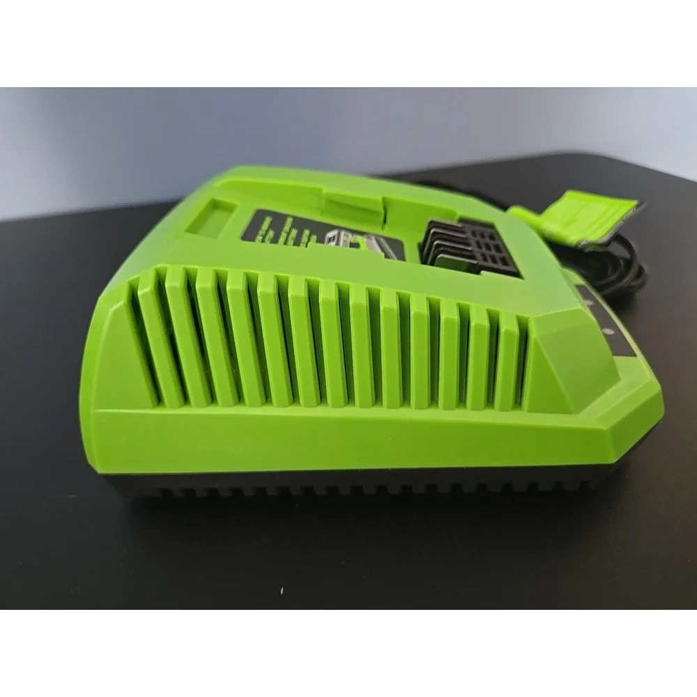 GreenWorks 40V Lithium-ion Battery Charger‎ G-MAX Green 29482